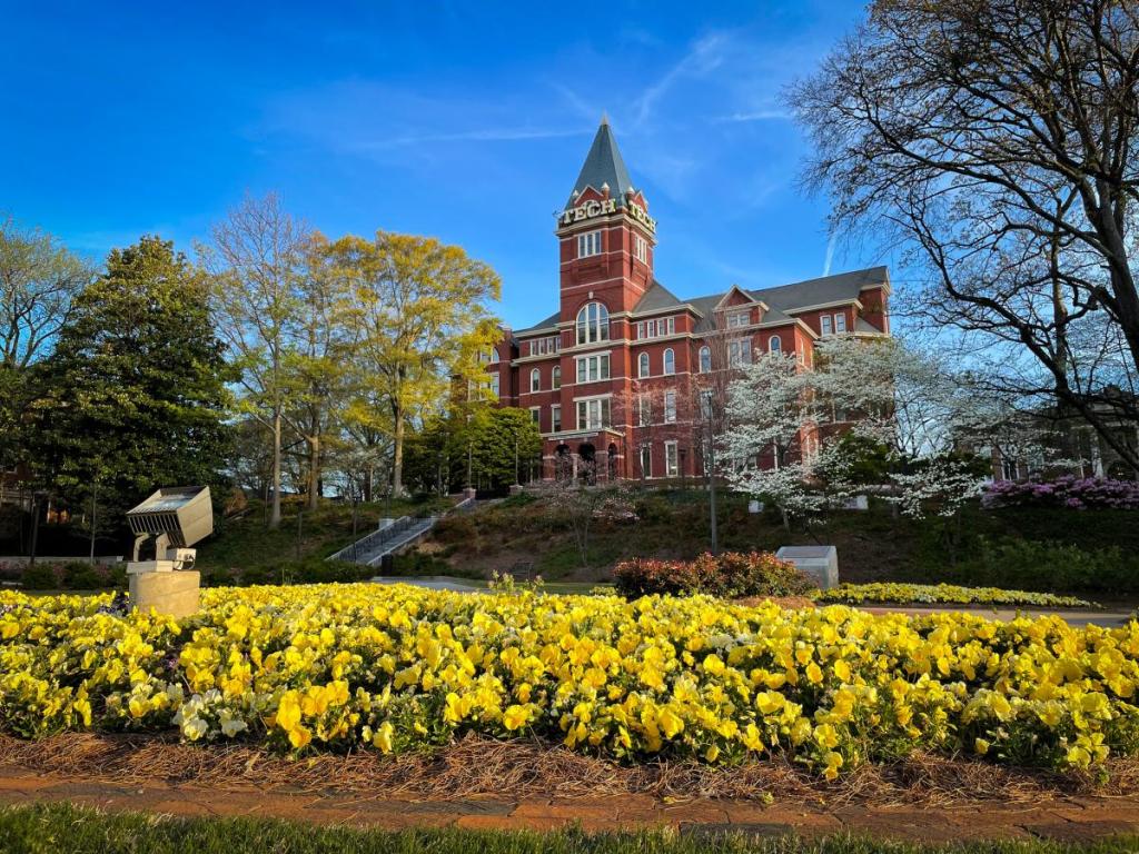 How to Survive Your First Semester at Georgia&nbsp;Tech